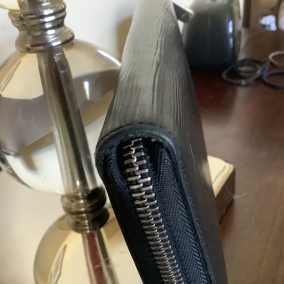 Louis Vuitton wallet - Picture 6 of 14